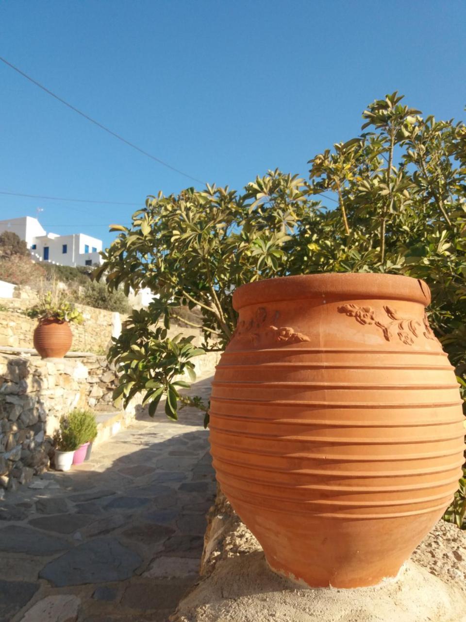 Pirgari Rooms Sikinos Alopronia Exterior photo