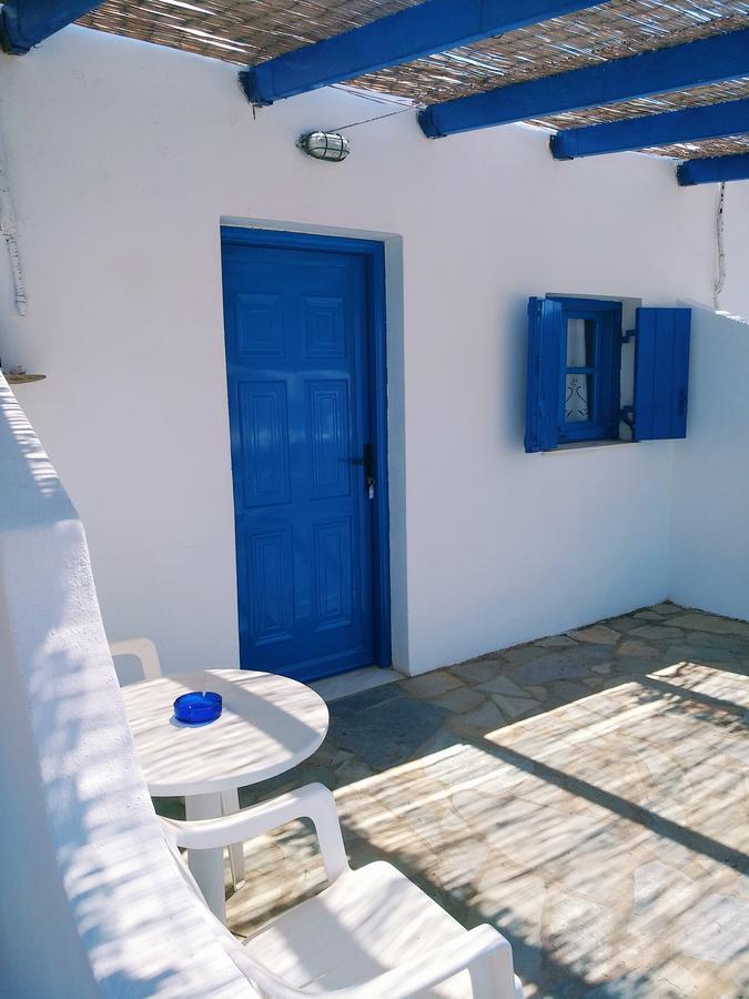 Pirgari Rooms Sikinos Alopronia Exterior photo