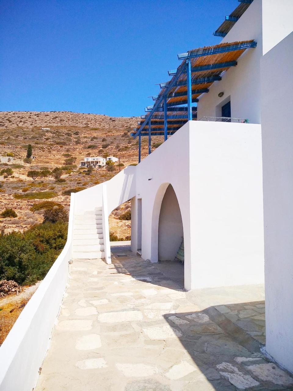 Pirgari Rooms Sikinos Alopronia Exterior photo