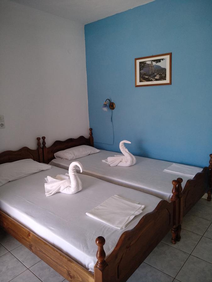 Pirgari Rooms Sikinos Alopronia Exterior photo