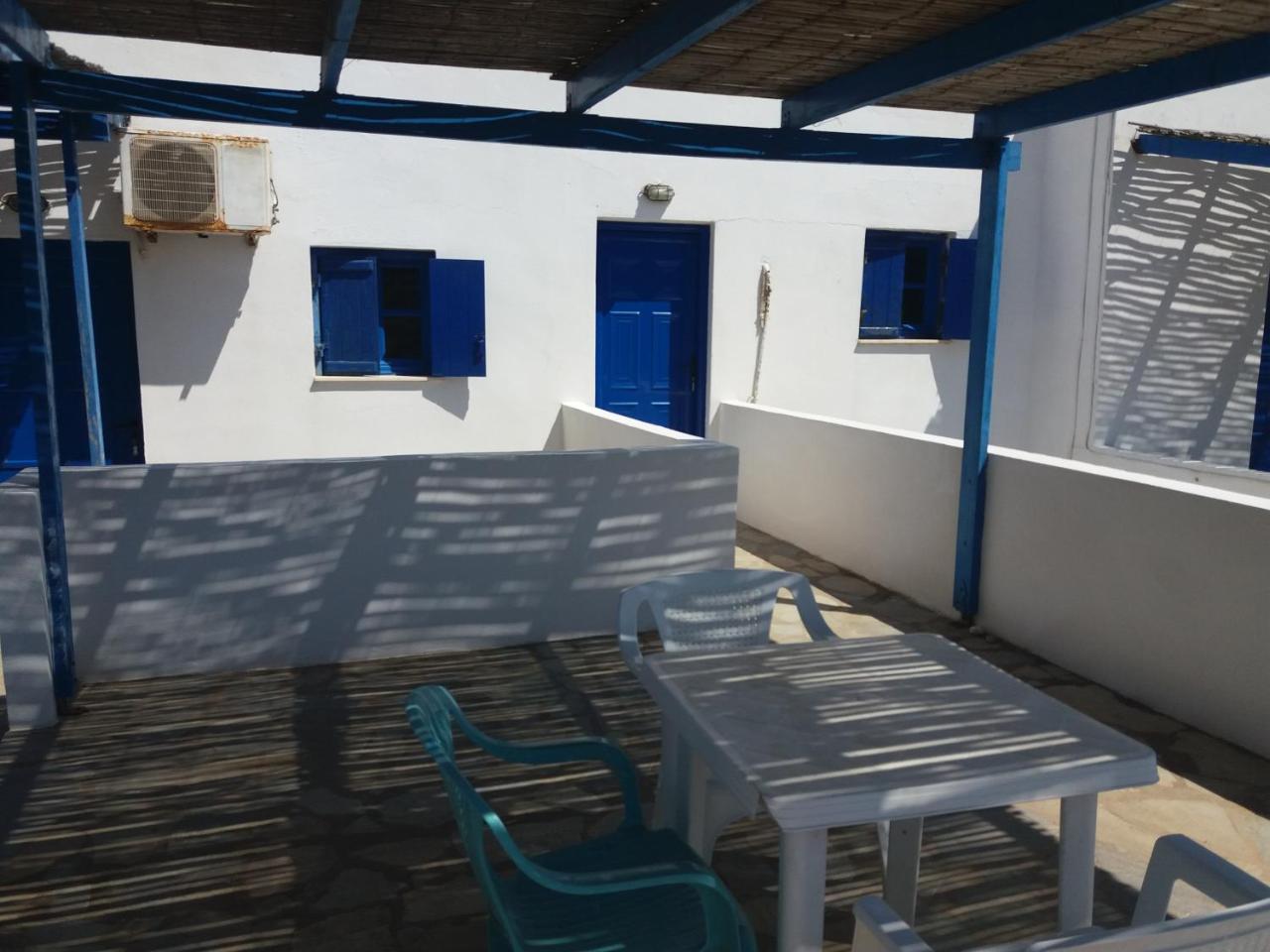 Pirgari Rooms Sikinos Alopronia Exterior photo